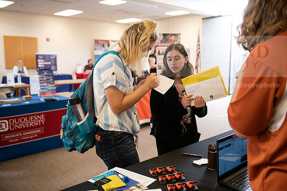 CareerGradFair0919ALW_7581