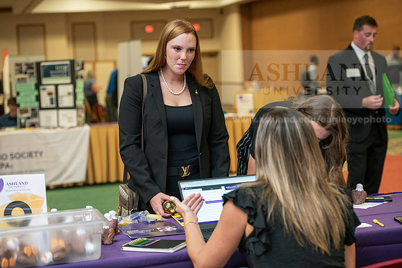 CareerInternshipFair1023AWB_9583
