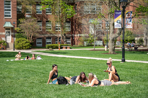 018SpringCampusLife0425AWB_9622