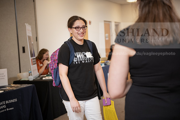 CareerGradFair0919ALW_7598