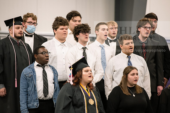 129SPGradCeremony0522ALW_0898