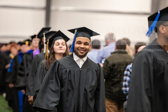 358SpGradProcessional0525AWB_2584