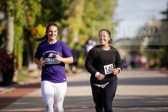 Homecoming5kFunRunWalk1019ALW_4389