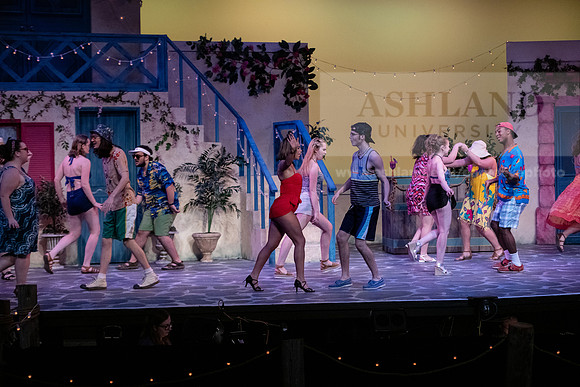 TheatreMammaMia0220ALW_2722