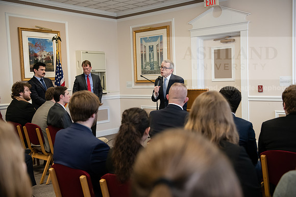 AsbrookGovMikeDeWine0120ALW_9133