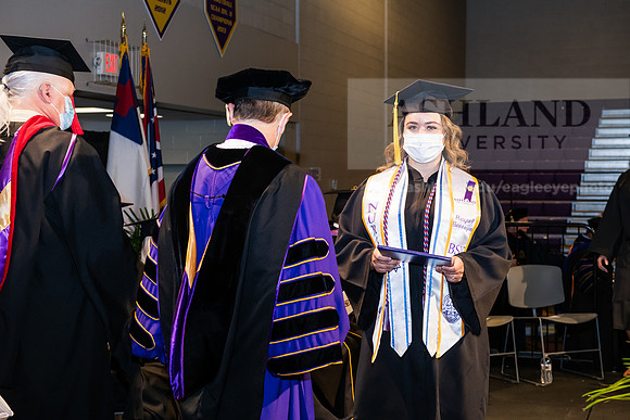 008BachelorNursingWiGrad1221ALW_7081