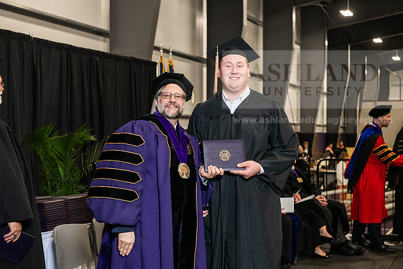 119SPGradBachelorScienceBusinessAdmin0525AWB_4276