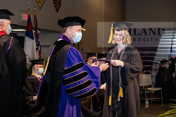 059BachelorScienceWiGrad1221ALW_6936