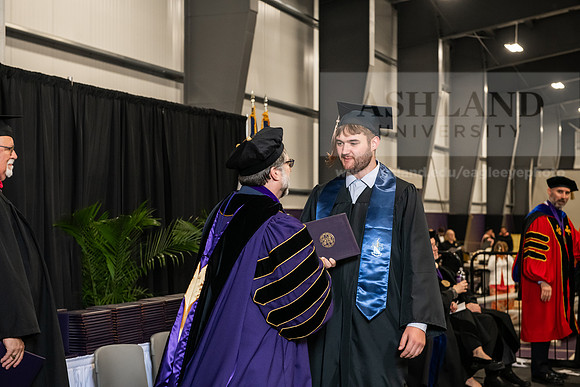 184SPGradBachelorScienceBusinessAdmin0525AWB_4332
