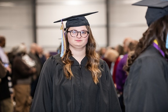 116WIGradProcessional1222ALW_0165