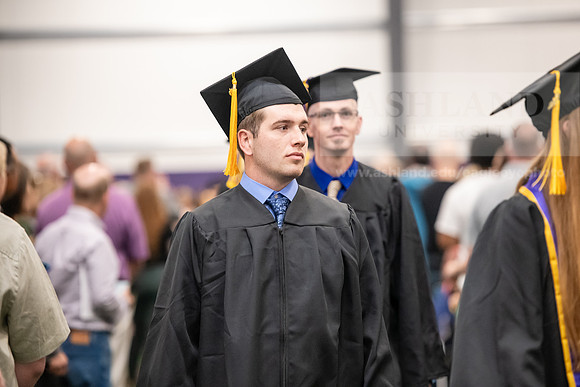 208SpGradProcessional0524AWB_8627