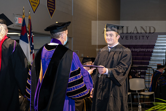 080BachelorNursingWiGrad1221ALW_7133