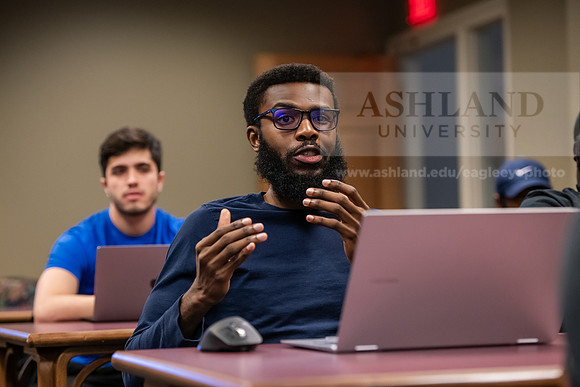MBADigitalMarketing0324AWB_8327