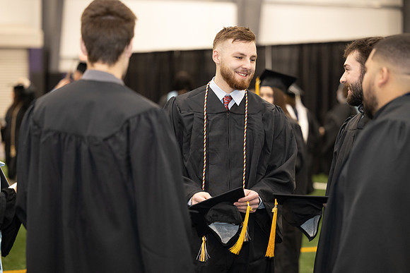 040WIGradPreCermony1222FU1A0624