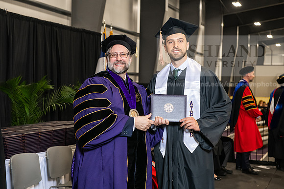123SPGradBachelorArts0525AWB_3477