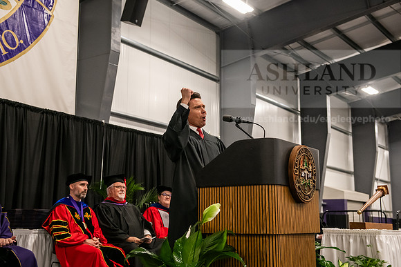 370SpGradCeremony0525AWB_2922