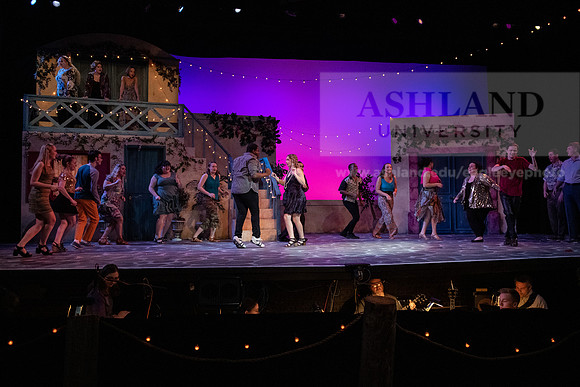 TheatreMammaMia0220ALW_2395