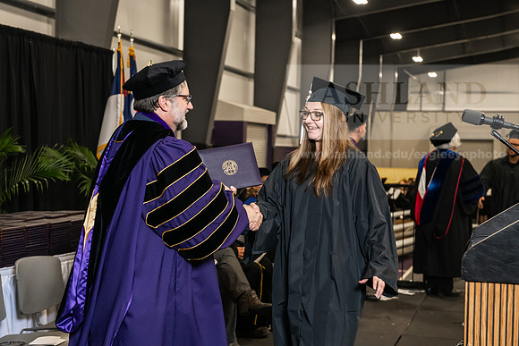 150SPGradBachelorArts0525AWB_3497