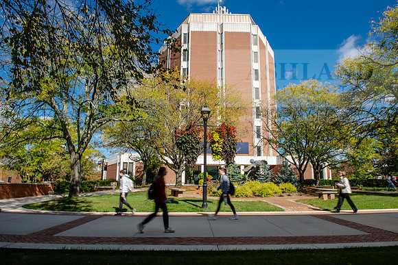 FallCampusLife1024AWB_1821