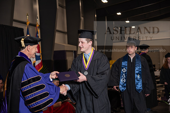 071SpGradBachelorScienceBusiness0524TR_DSC_5402