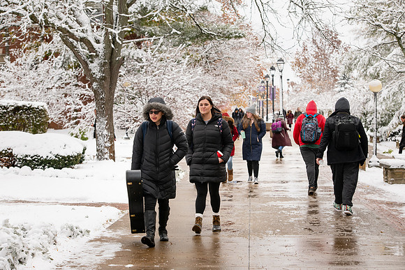 CampusSnow1119ALW_0050