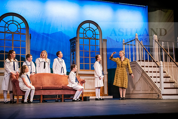 TheatreSoundOfMusic0325AWB_1993