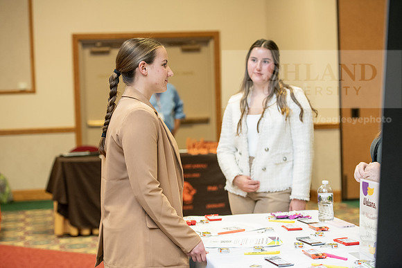 CareerInternshipFair1023AWB_9579