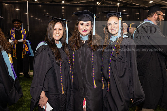 003SPGradPreCeremony0524CCP10111