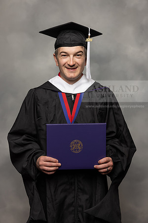 064SpGradMasterArts0524CCP10830