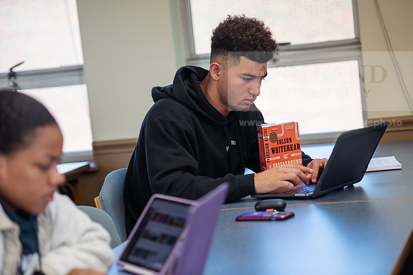 AfricanAmericanLit1022ALW_6226