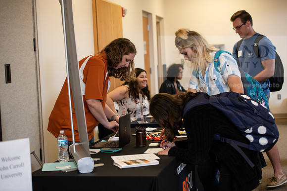 CareerGradFair0919ALW_7578