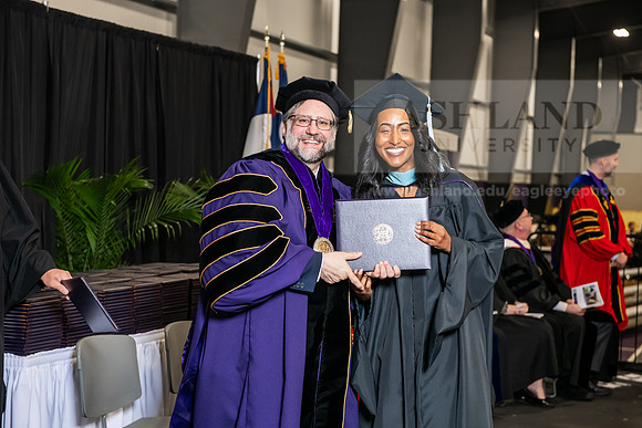 002SpGradMasterEducation0525AWB_2970