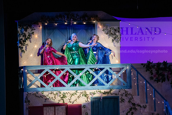 TheatreMammaMia0220ALW_2241