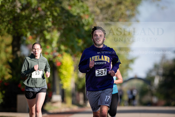 Homecoming5kFunRunWalk1019ALW_4245