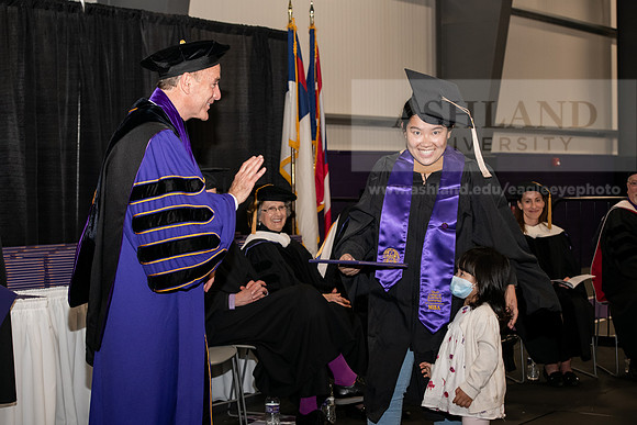 072SPGraduates0522ALW_1204