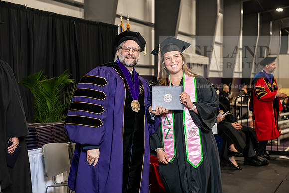 115SPGradBachelorScienceBusinessAdmin0525AWB_4271