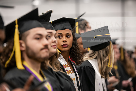 388SpGradProcessional0525AWB_2609