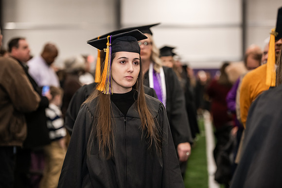 139WIGradProcessional1222ALW_0178