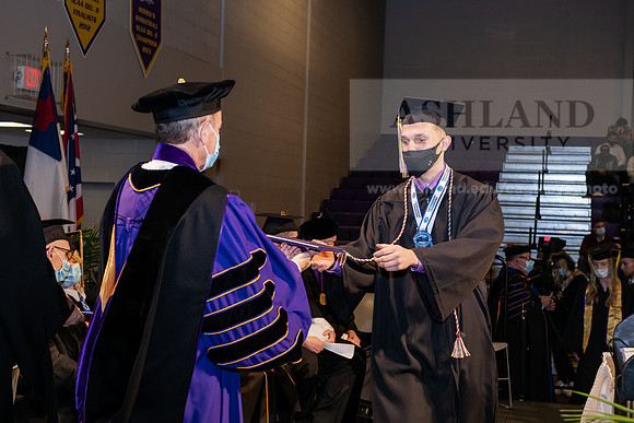 029BachelorBusinessWiGrad1221ALW_6979