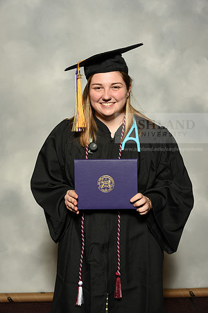 033BachelorNursingWiGrad1221MP7_0047