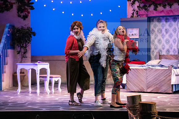 TheatreMammaMia0220ALW_2111