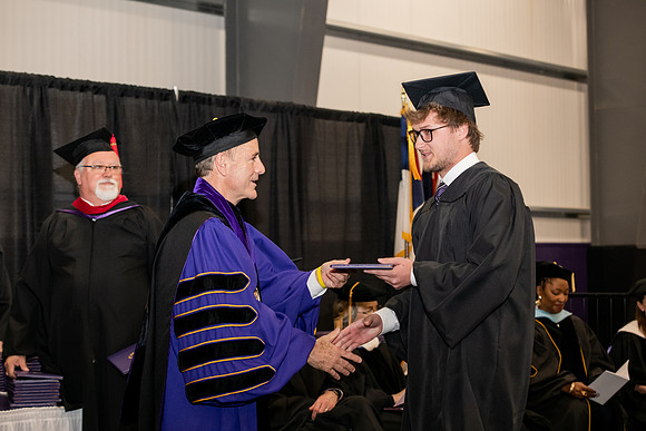 081SPGraduates0522ALW_1500