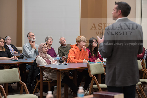 Ashland Center for Nonviolence - War in the Bible Panel Discussi