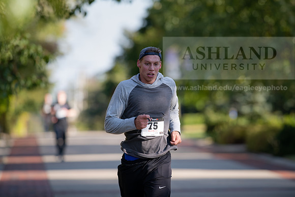 Homecoming5kFunRunWalk1019ALW_4118