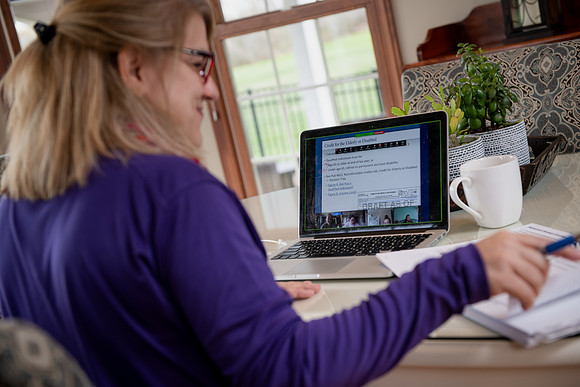 OnlineEducation0420ALW_0706