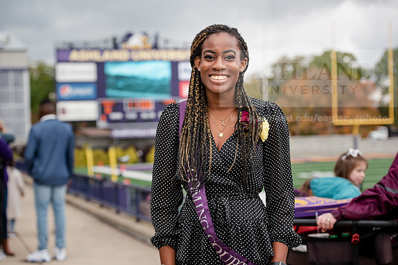 HomecomingCourt1021ALW_4199