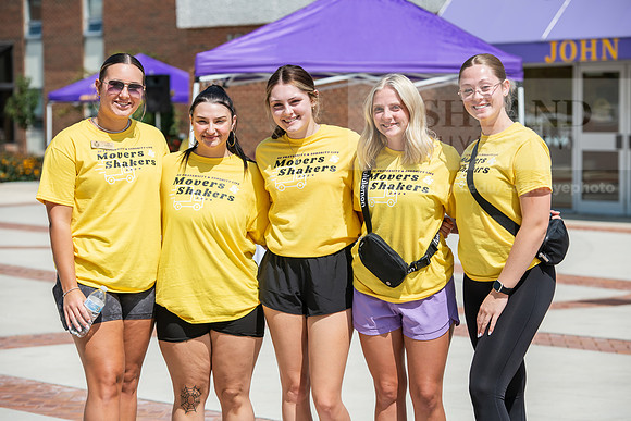 MoveInDay0824AWB_0180