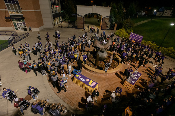 ParadeOfPurple1021ALW_6531