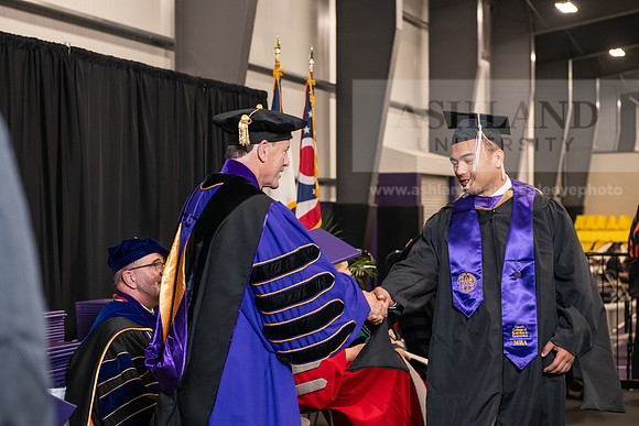 013SpGradMasterBusiness0524AWB_9214