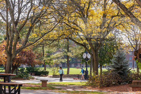 FallCampusLife1024AWB_5376